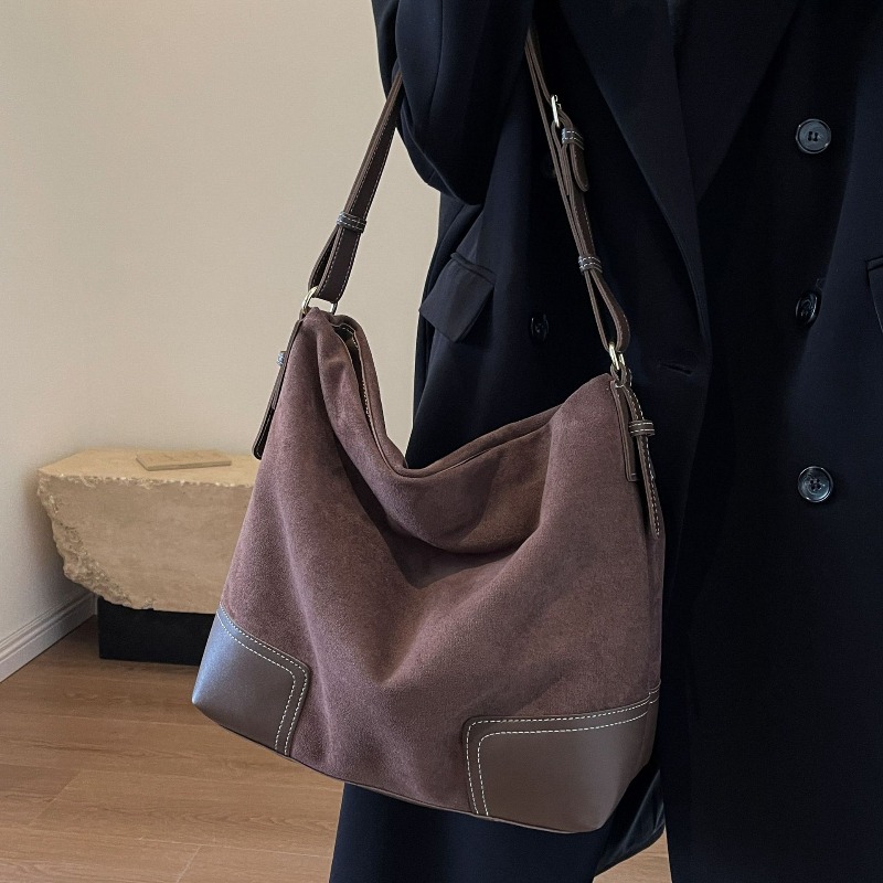 Trendige, vielseitige Tragetas – Interior Design Class Bewertung und Preis