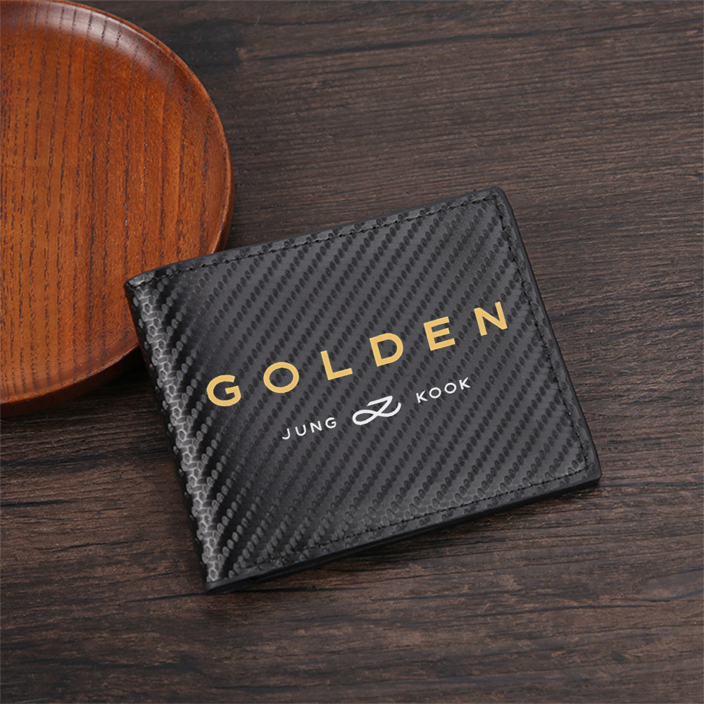 Goldener Text und Künstlername – Interior Design Name Bewertung und Preis