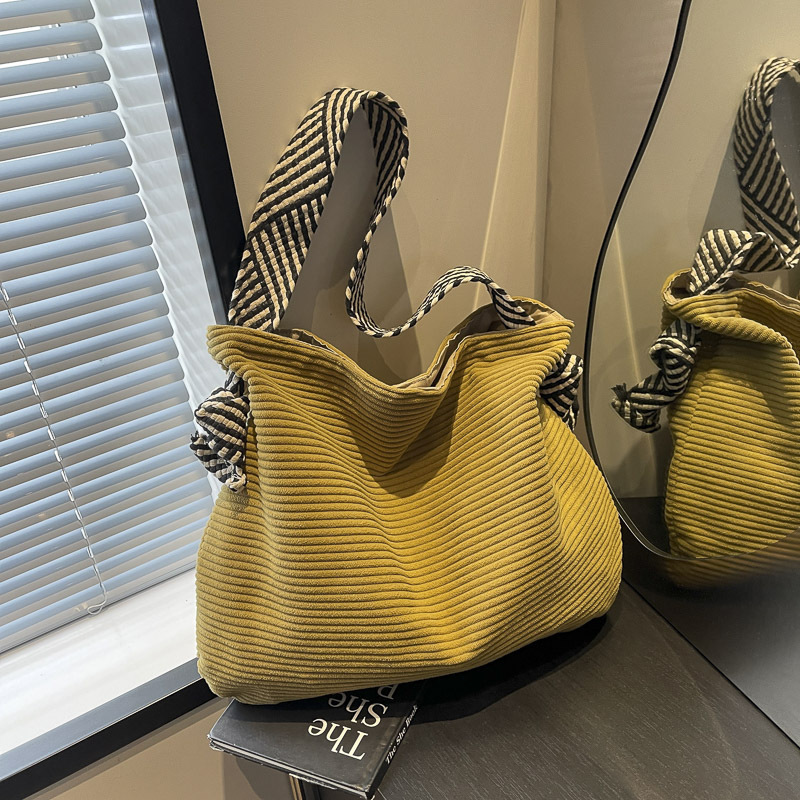 Große Tragetaschen für Damen,  – Interior Design Class Bewertung und Preis